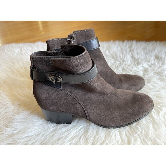 COACH Women's Sz 6 Patricia Bootie Dark Brown Suede Leather Block Heel - Picture 1 of 12